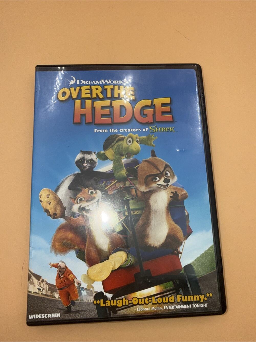 OVER THE HEDGE DVD DREAMWORKS ANIMATED FAMILY CLASSIC